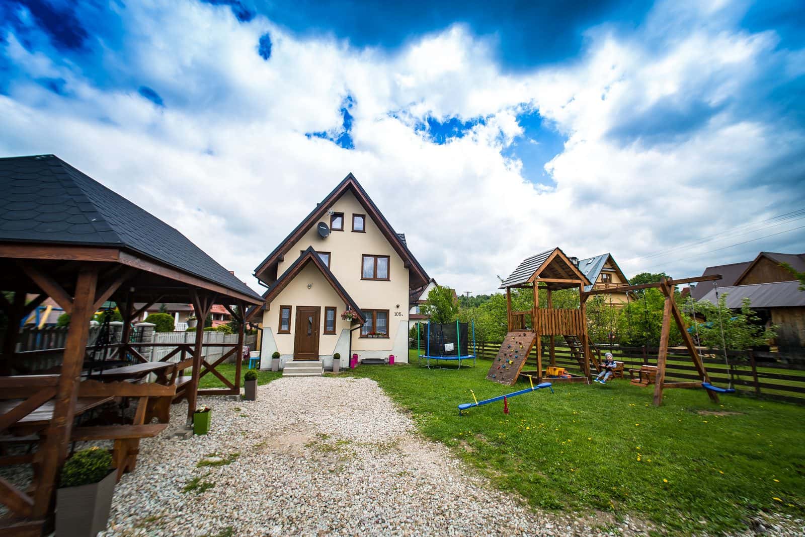 u Bernadków, obiekt i otoczenie: kadr 2 z 7